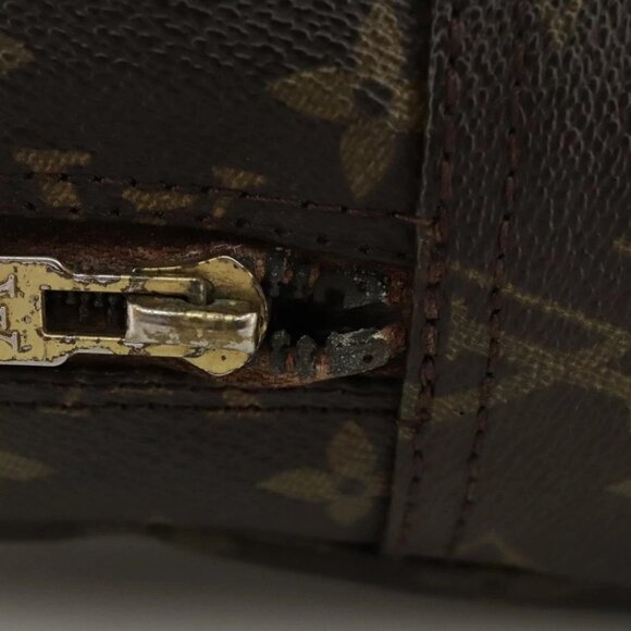 LOUIS VUITTON Monogram Trousse Toilette 28 Clutch Bag - Picture 9 of 15